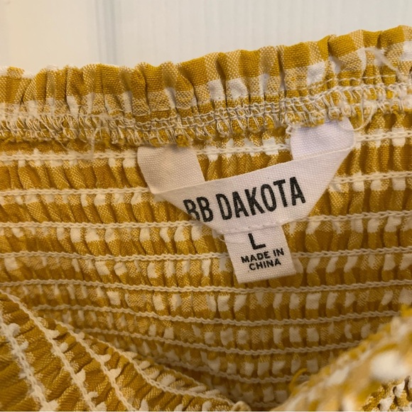 Yellow/White Smocked Crop Top - Picture 3 of 4